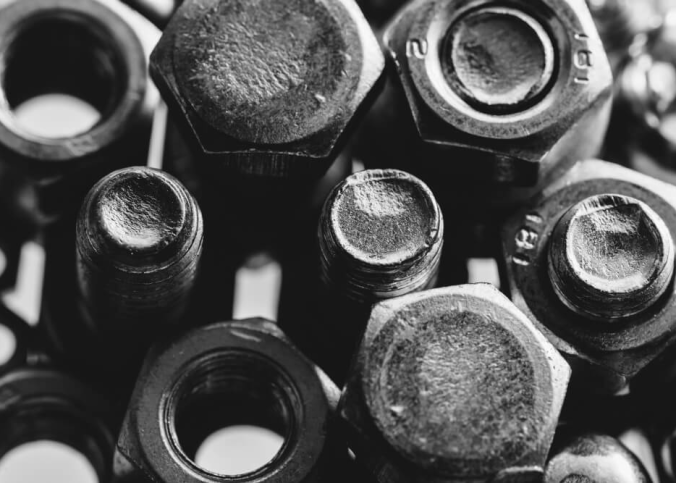 Como escolher os melhores parafusos para madeira e móveis em larga escala